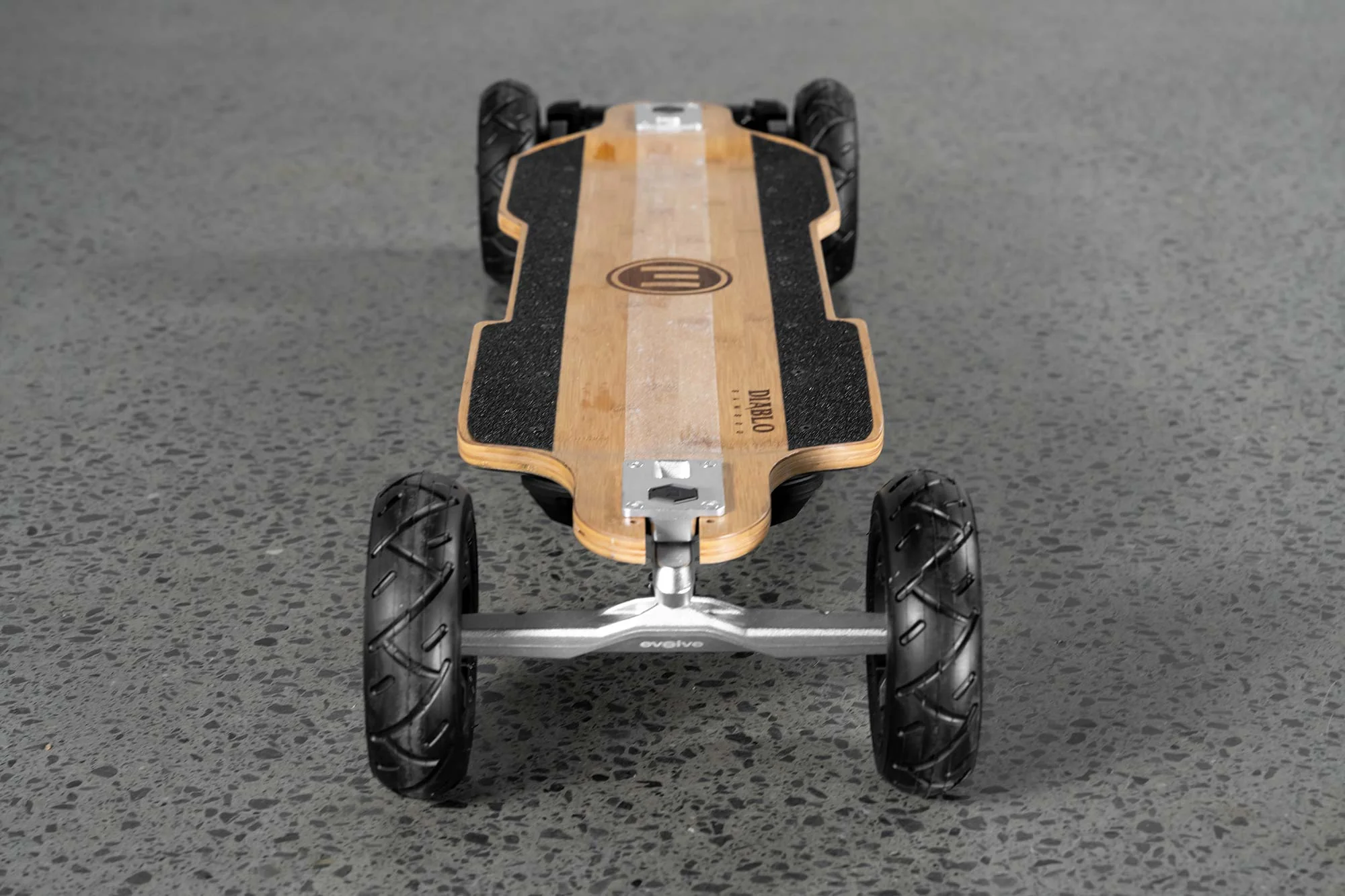 Diablo Bamboo All Terrain Electric Skateboard - Image 4