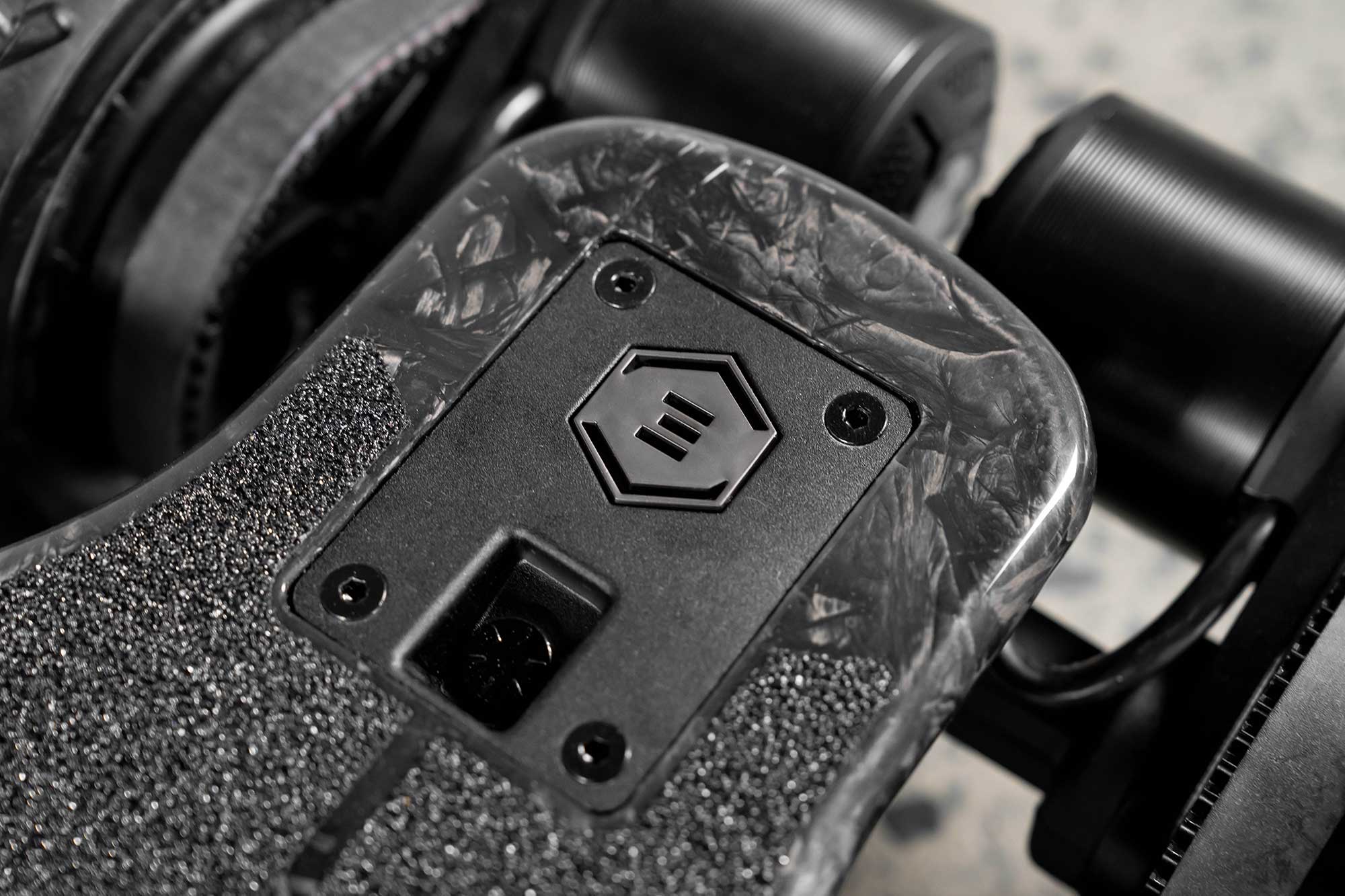 Diablo Carbon All Terrain Electric Skateboard - Image 10