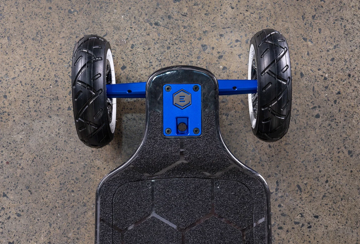 Diablo Carbon All Terrain Blue Series Electric Skateboard - Image 4