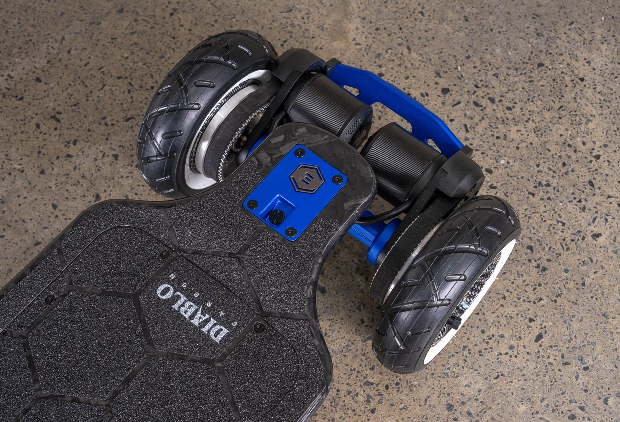 Diablo Carbon All Terrain Blue Series Electric Skateboard - Image 6