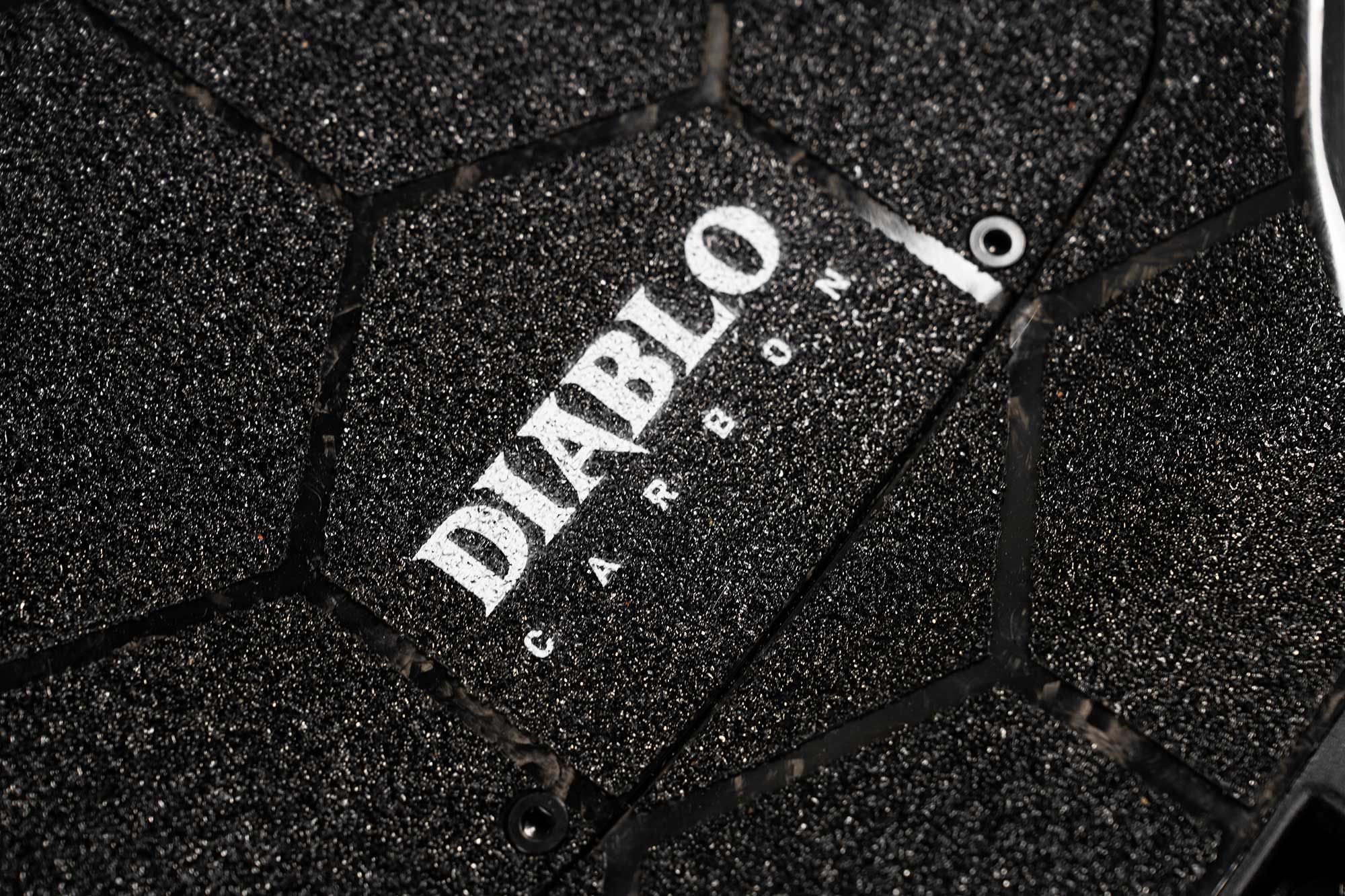 Diablo Carbon Street Electric Skateboard - Image 10