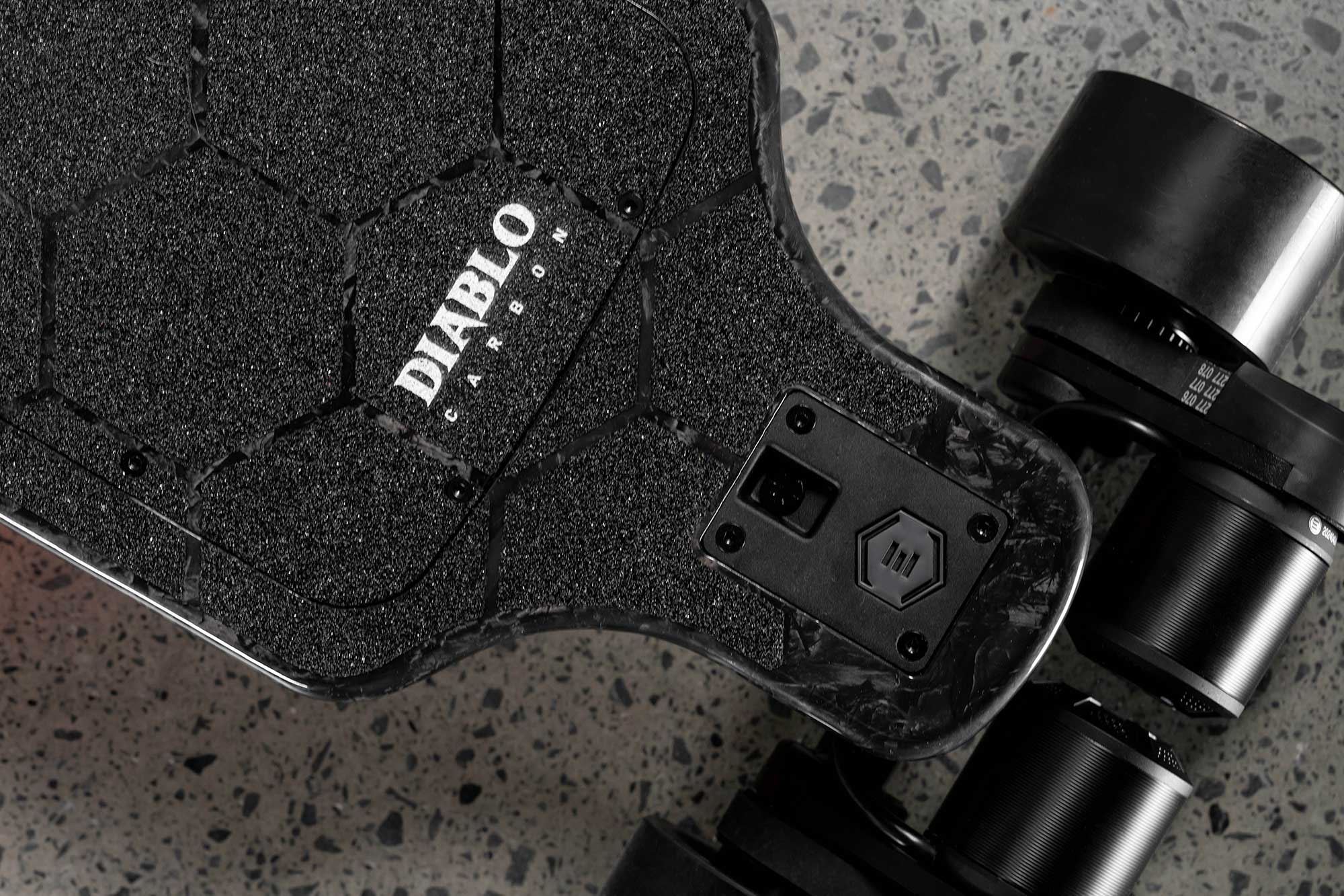 Diablo Carbon Street Electric Skateboard - Image 9
