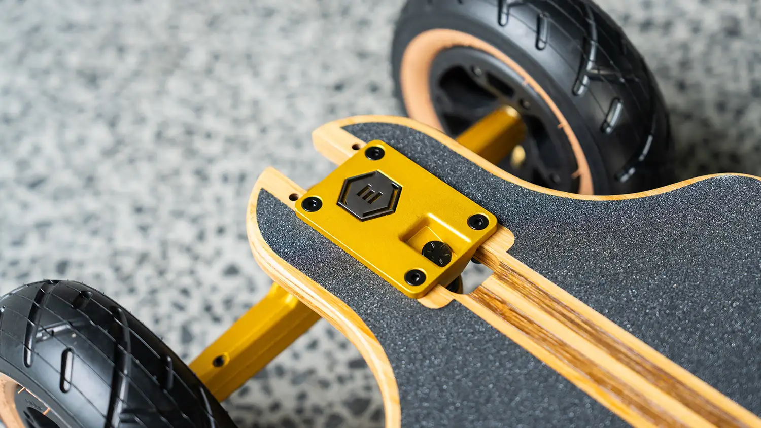 Fusion All Terrain Electric Skateboard - Image 11
