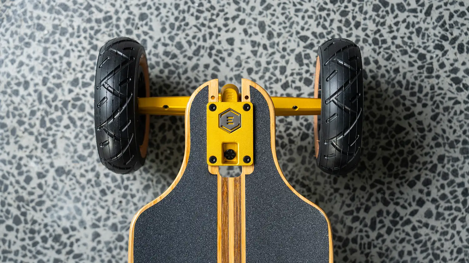 Fusion All Terrain Electric Skateboard - Image 12