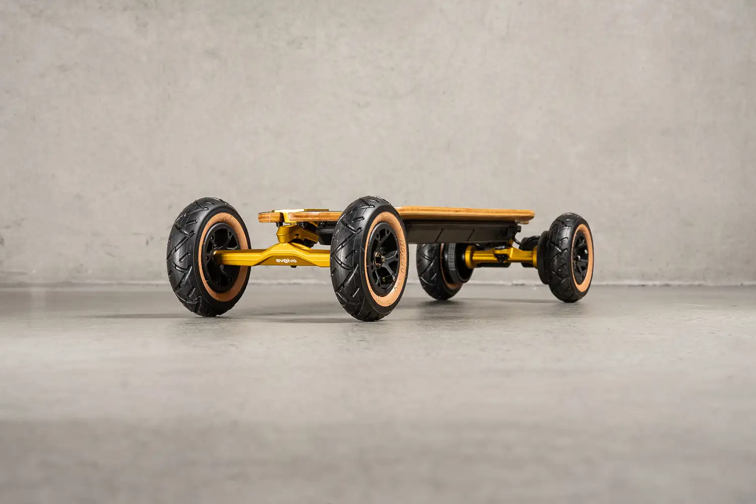Fusion All Terrain Electric Skateboard - Image 16