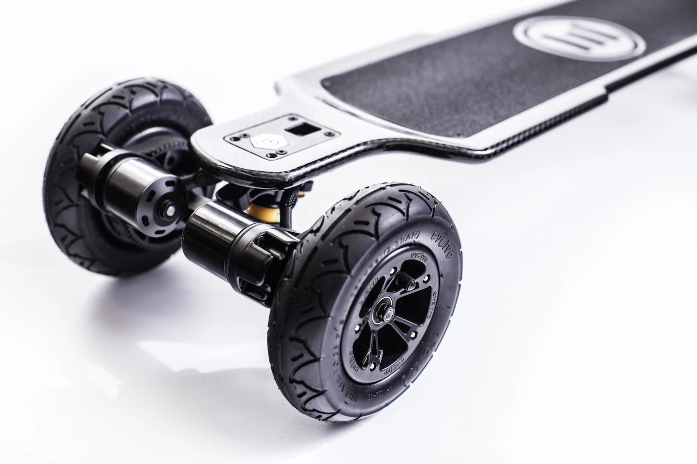 GT Carbon Deck - Image 3