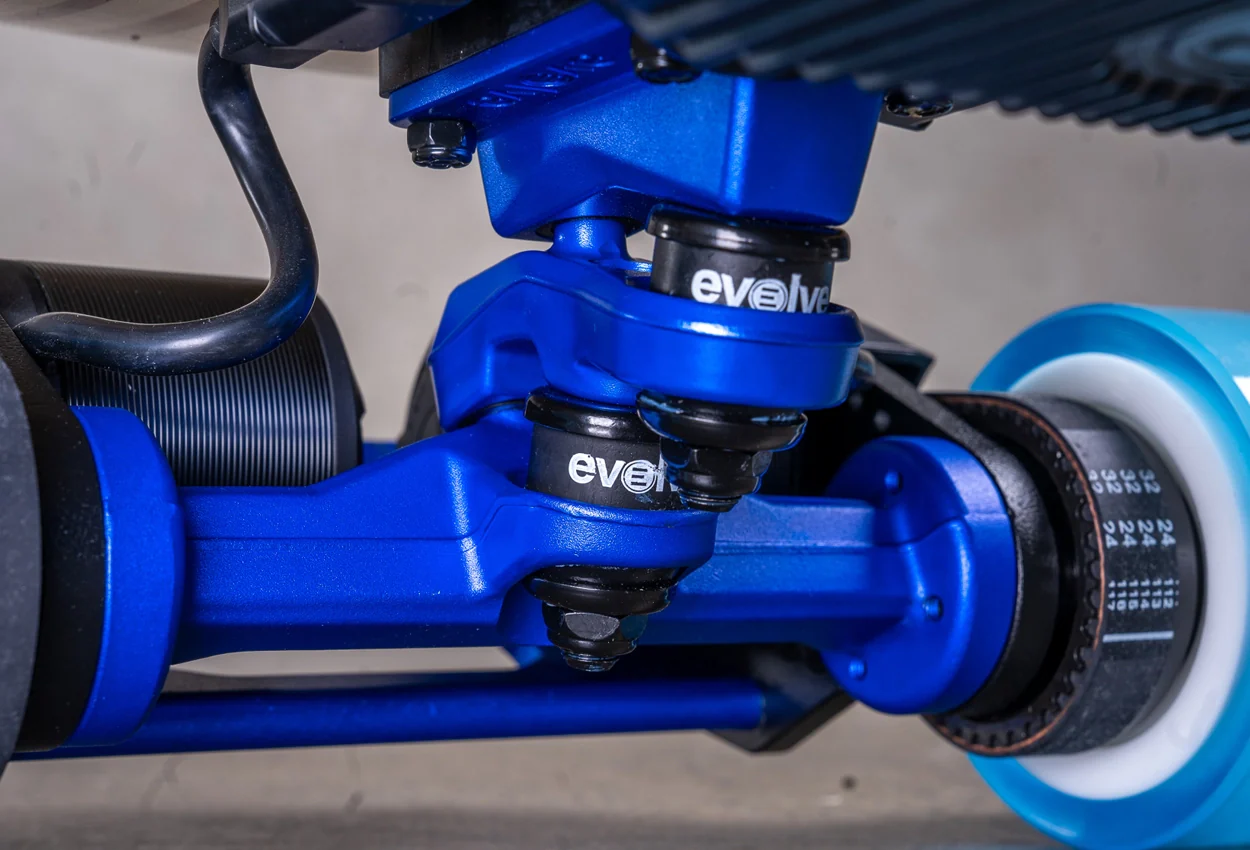 Stoke X Blue Series Electric Skateboard - Image 9